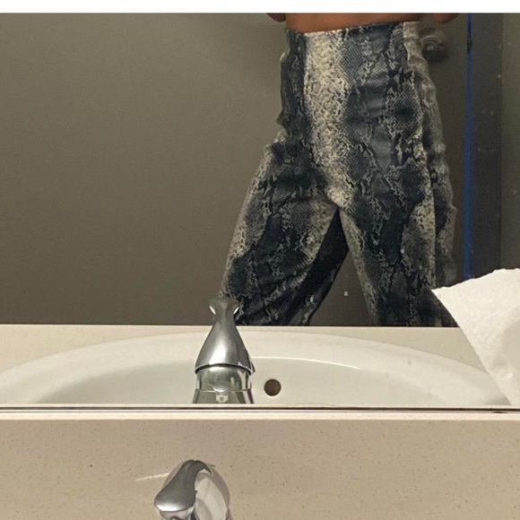 Grey Snake Skin Print Split Hem Pants - Picture 3 of 5